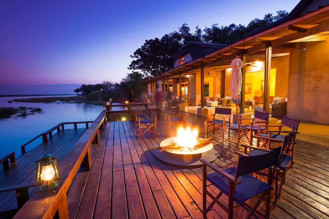 Royal Zambezi Lodge Mafuta Exterior foto