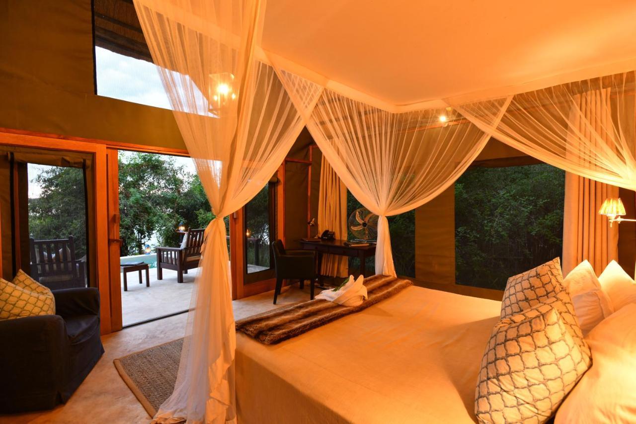 Royal Zambezi Lodge Mafuta Exterior foto